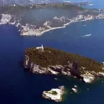 Liguria * أَميليا